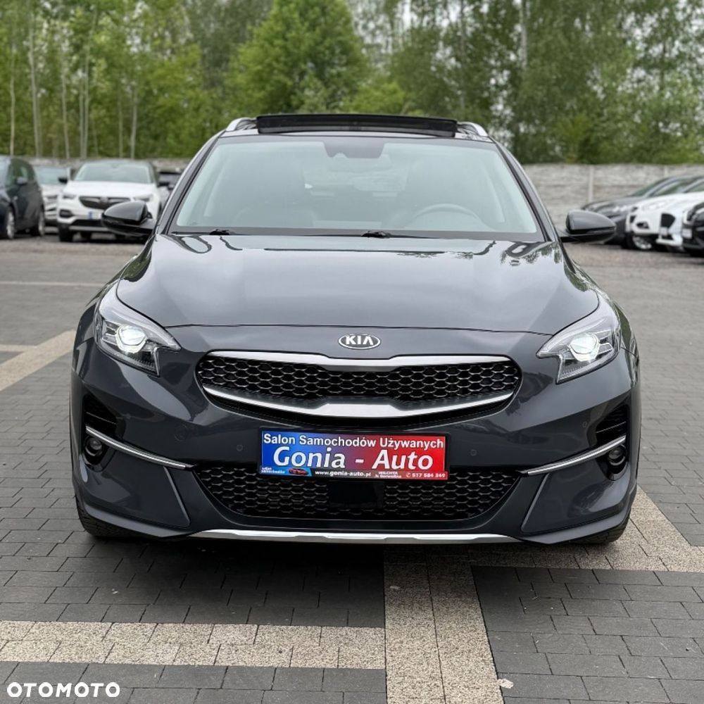 Kia XCeed - 4