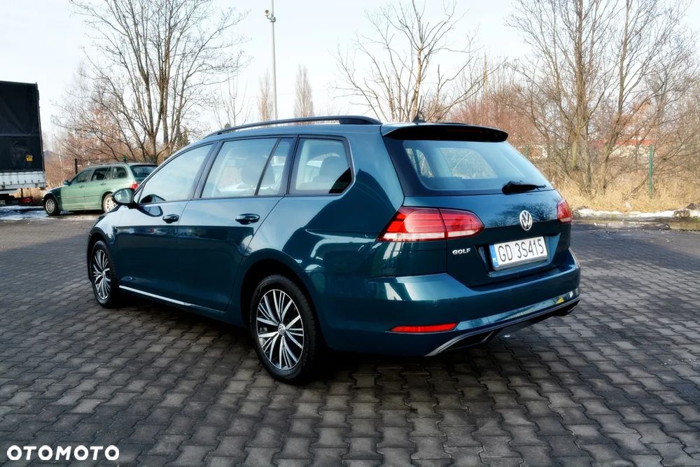 Volkswagen Golf 1.6 TDI SCR Trendline - 9