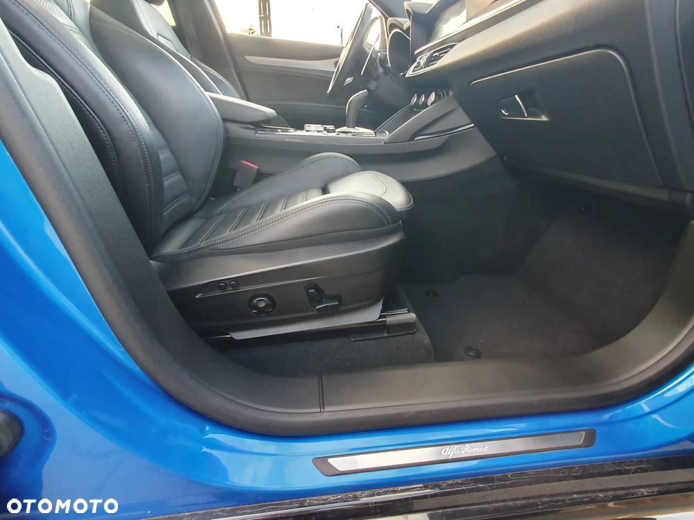 Alfa Romeo Stelvio 2.0 Turbo Veloce Q4 - 15