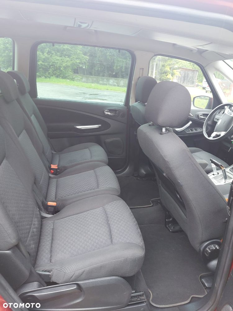 Ford Galaxy 2.0 TDCi Ghia - 12