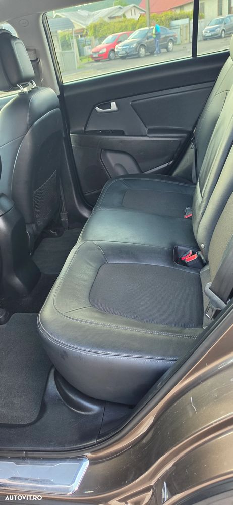 Kia Sportage 1.6 GDI 2WD Attract - 6