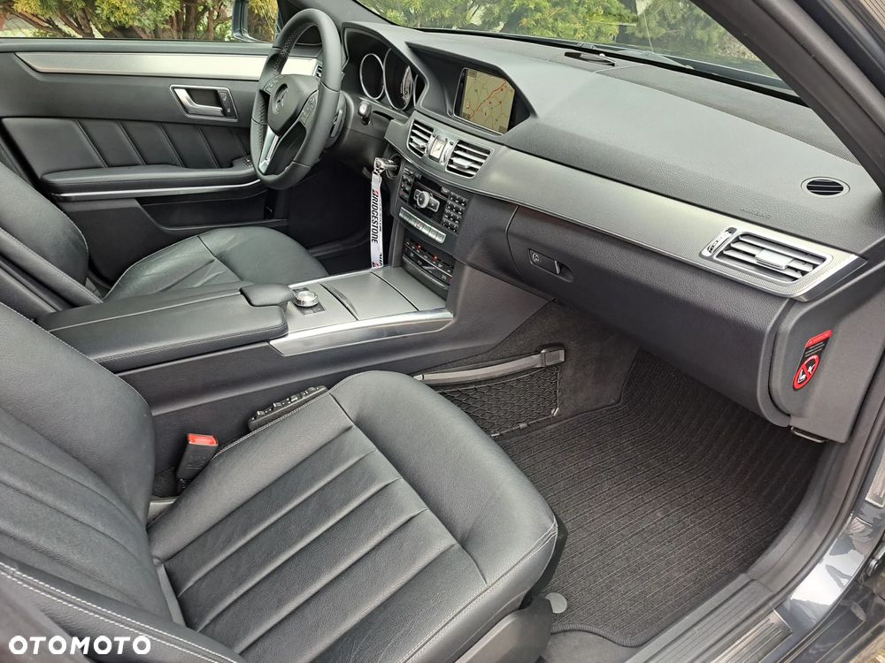 Mercedes-Benz Klasa E 350 BlueTEC 7G-TRONIC - 22