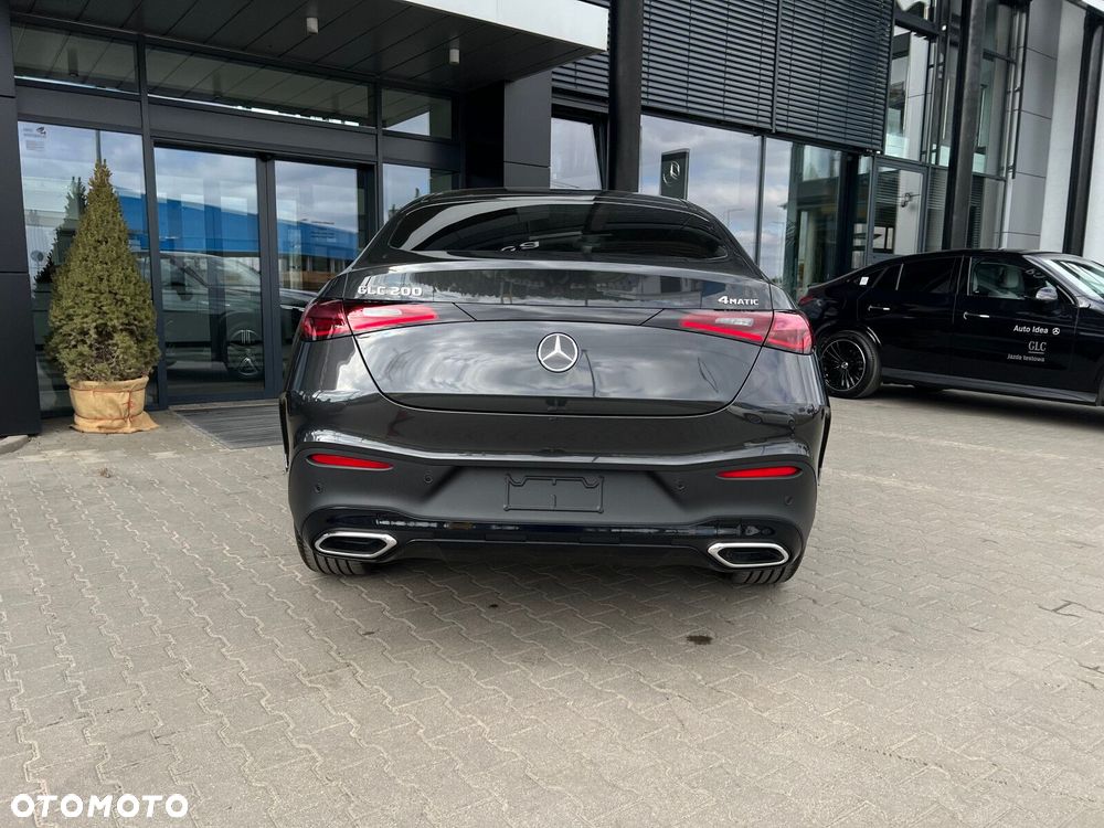 Mercedes-Benz GLC - 21