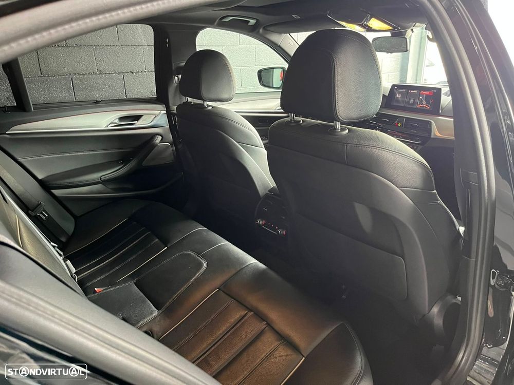 BMW M550d xDrive Auto - 14