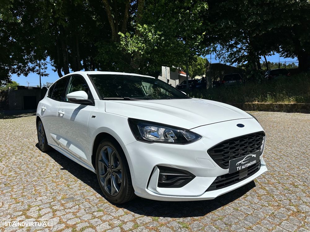 Ford Focus 1.0 EcoBoost S&S ST-LINE - 10