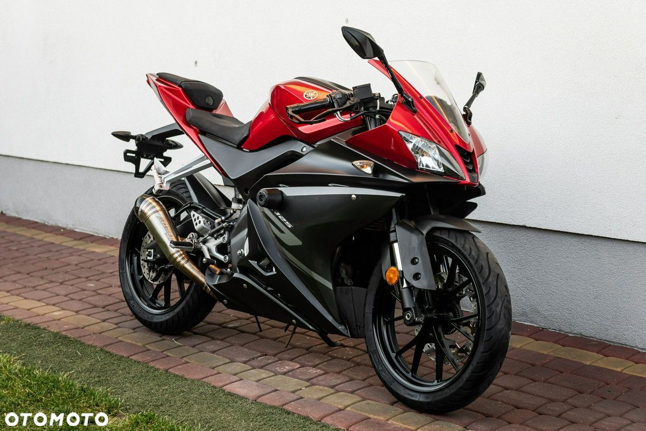 Yamaha YZF - 1