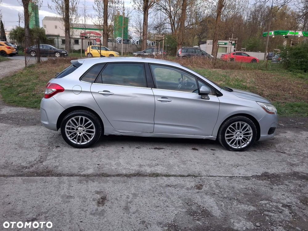 Citroën C4 HDi 90 Attraction - 5