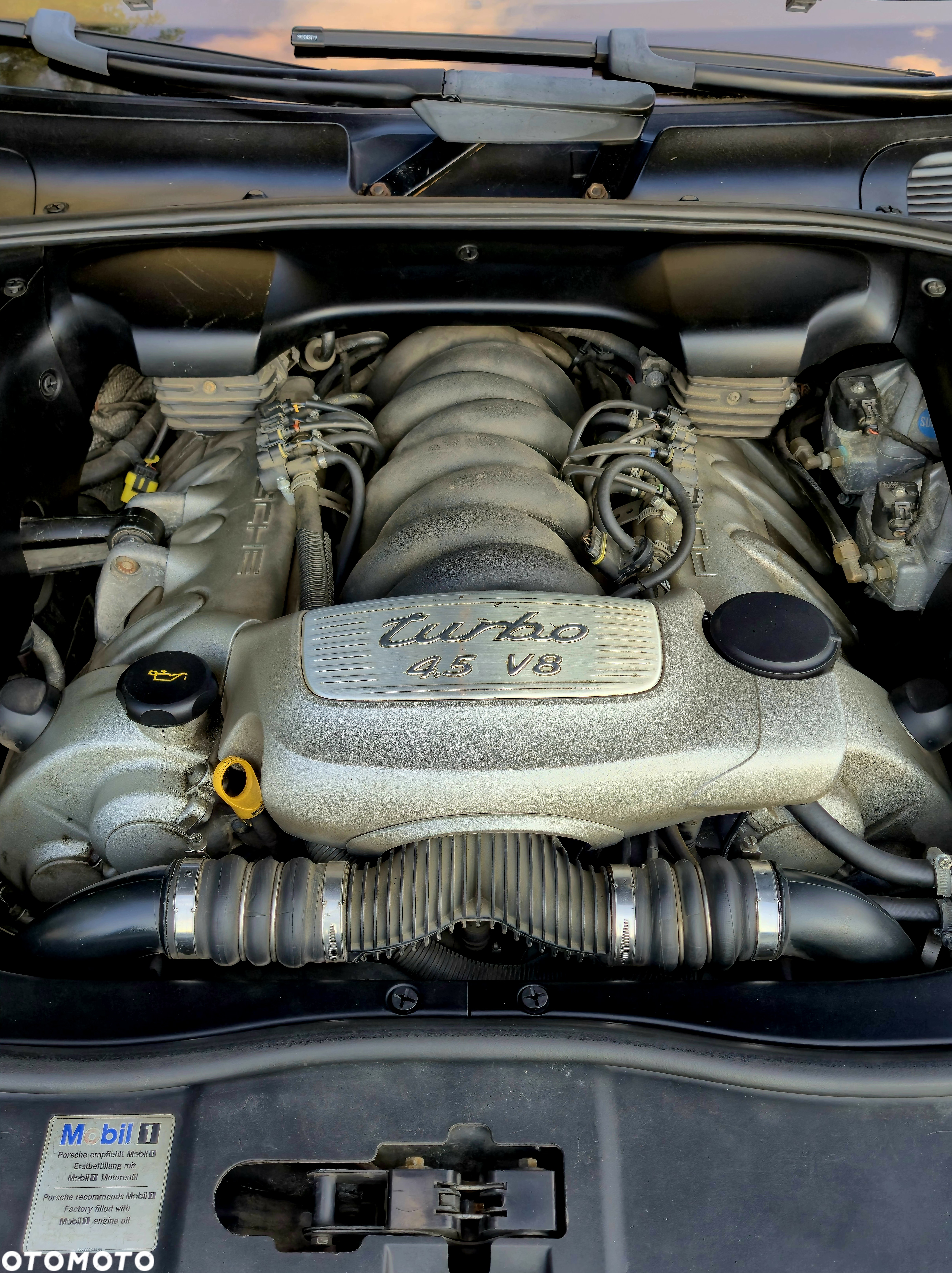 Porsche Cayenne Turbo - 11