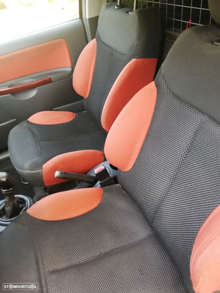 Citroën C2 1.4 HDi VTR - 7