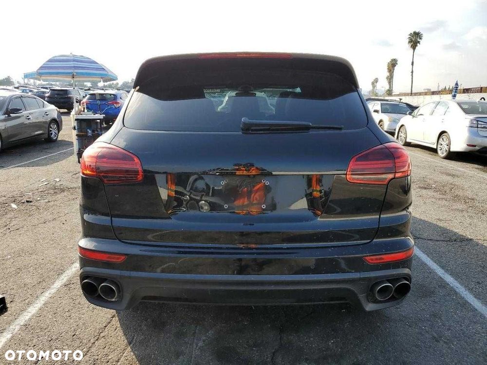 Porsche Cayenne S E-Hybrid 2016 AWD, model USA - 6