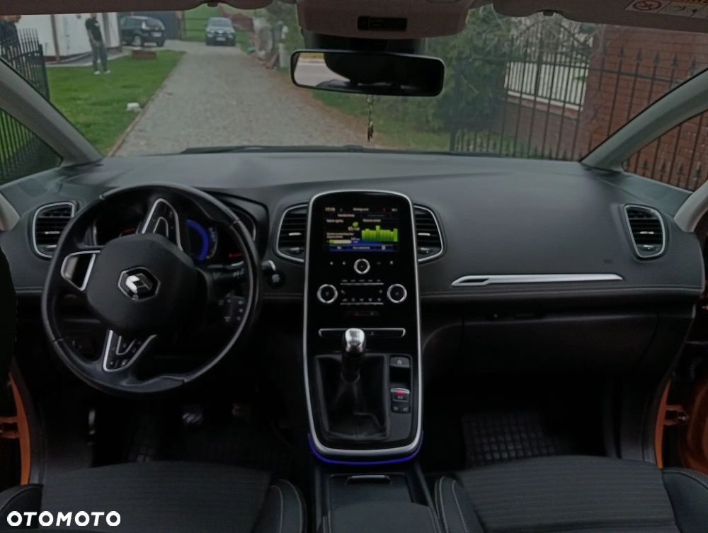 Renault Scenic ENERGY TCe 115 S&S Bose Edition - 10
