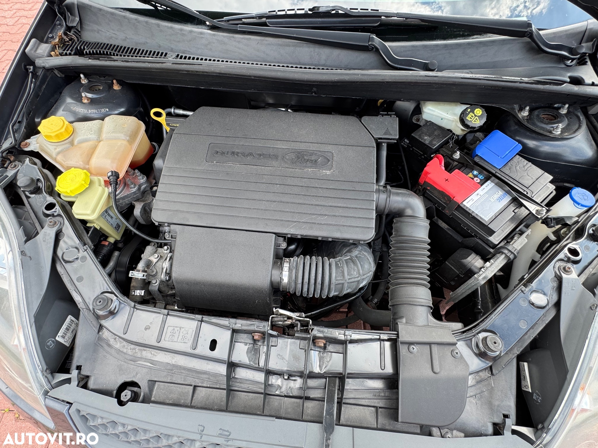 Ford Fiesta 1.3 Trend - 37