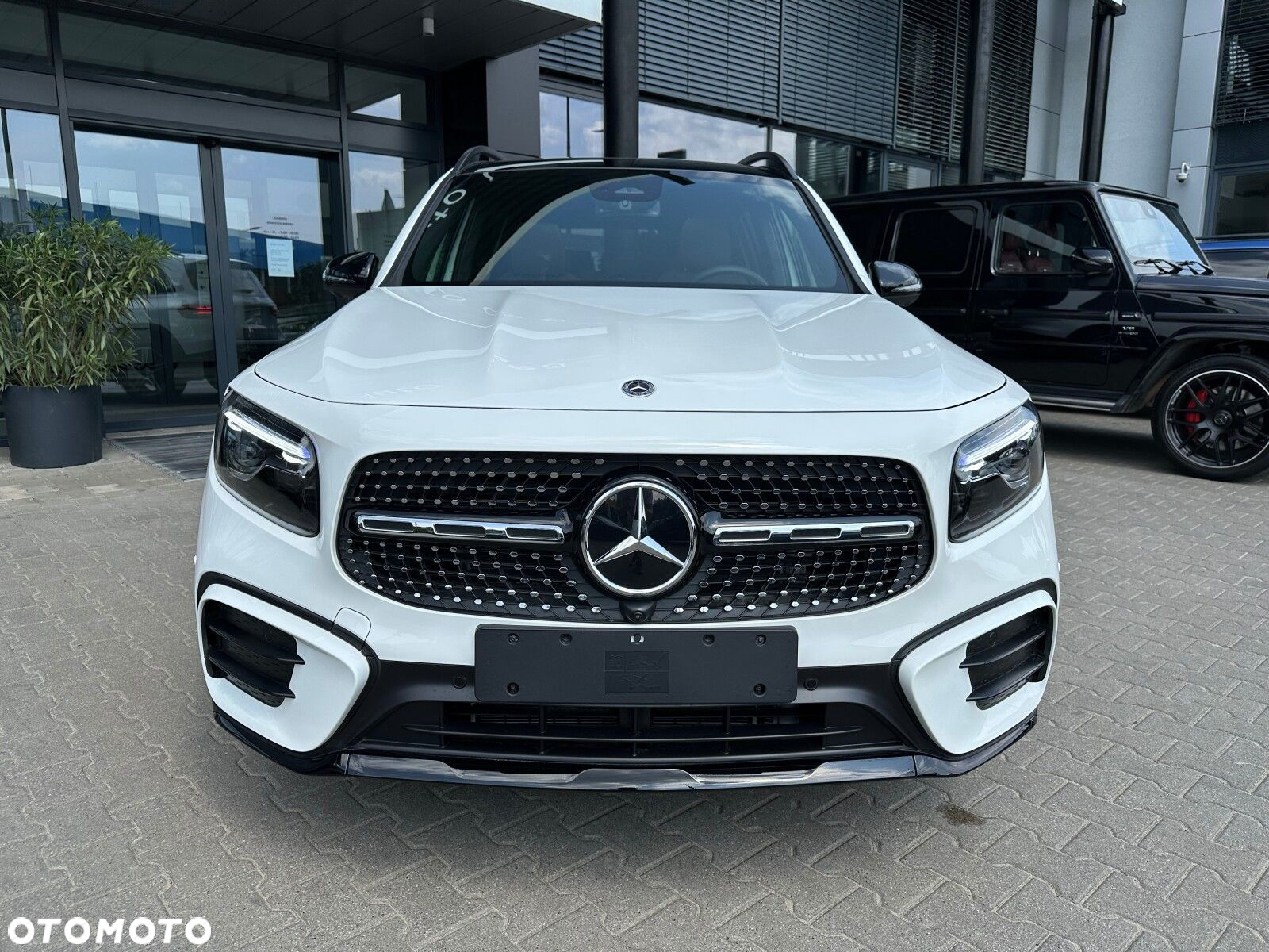 Mercedes-Benz GLB - 5