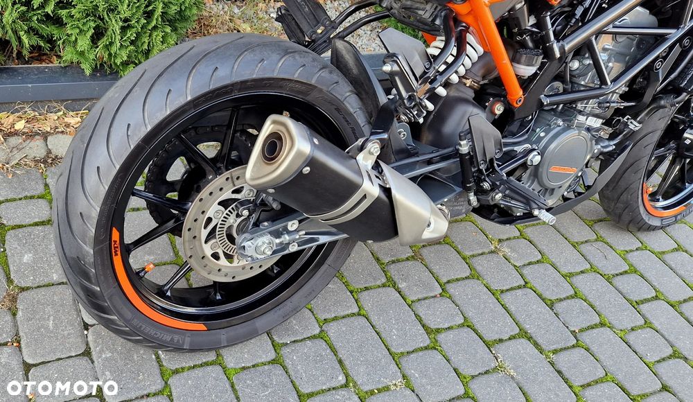 KTM Duke - 22