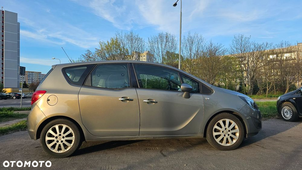Opel Meriva 1.4 T Cosmo - 4