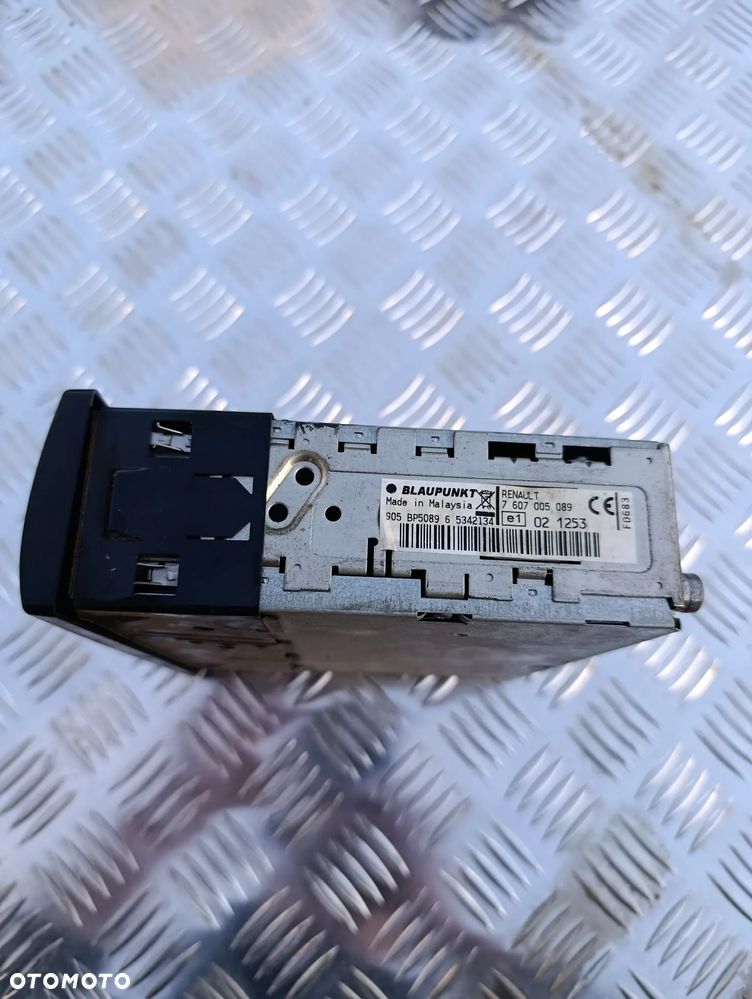 RENAULT PREMIUM MIDLUM DCI DXI RADIO BLAUPUNKT 7607005089 - 2