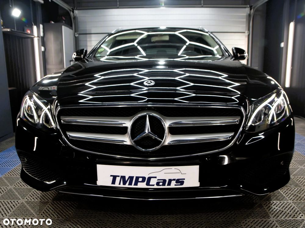 Mercedes-Benz Klasa E 220 d 9G-TRONIC - 12
