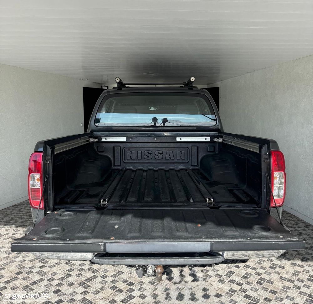 Nissan Navara 2.5 dCi CD SE AT - 15