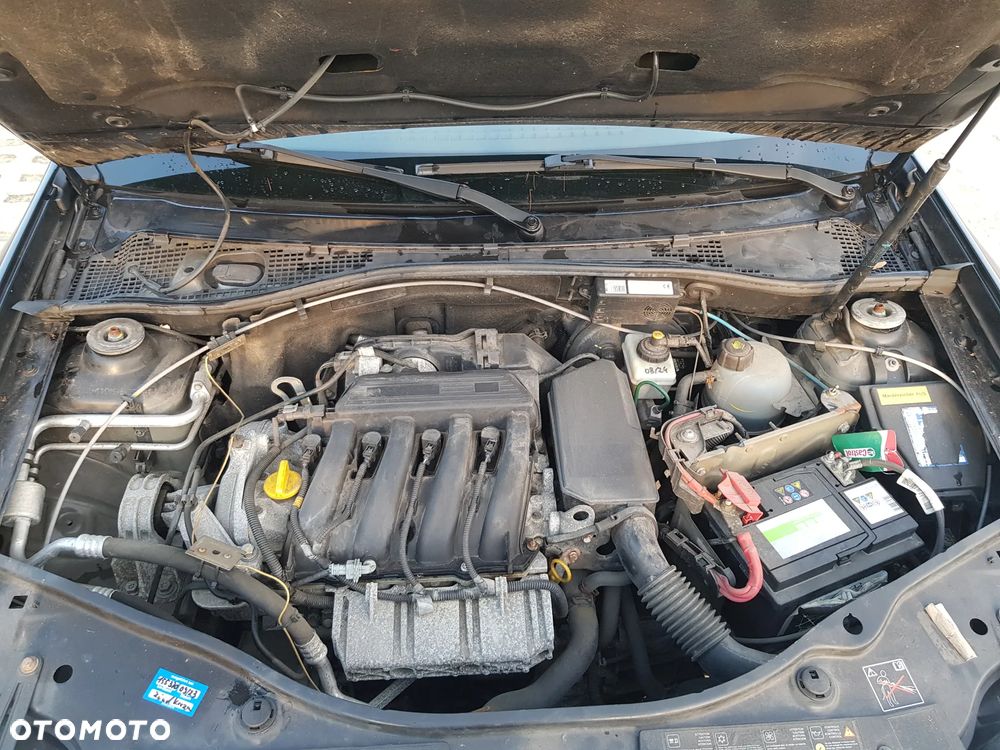 Dacia Duster 1.6 - 14