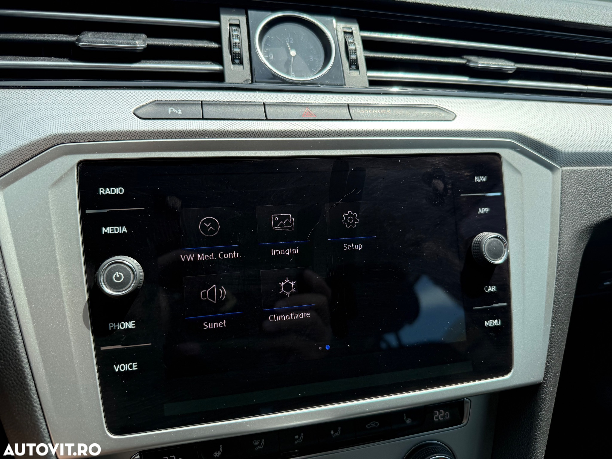 Volkswagen Passat Variant 2.0 TDI DSG Comfortline - 25