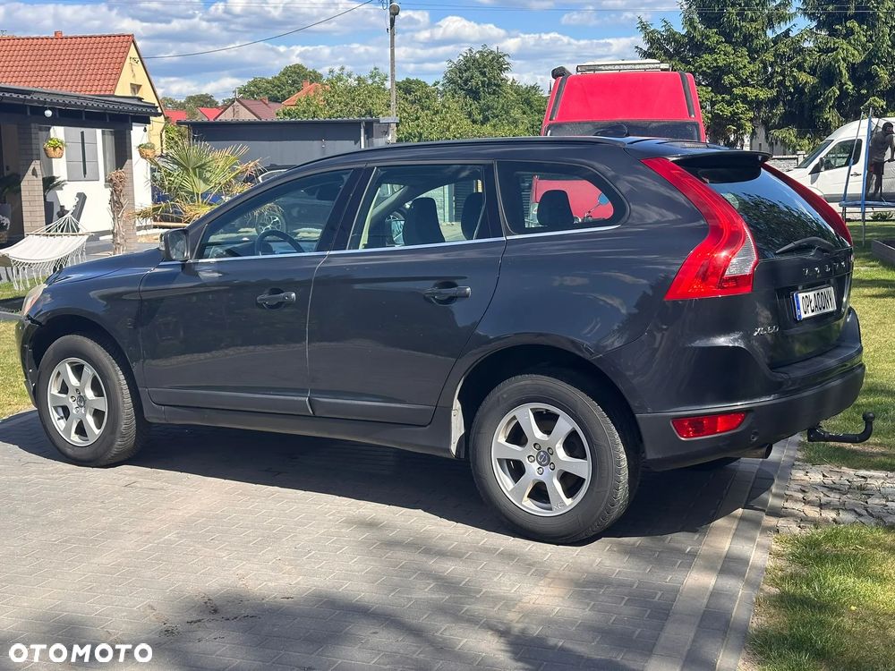 Volvo XC 60 DRIVe Momentum - 2