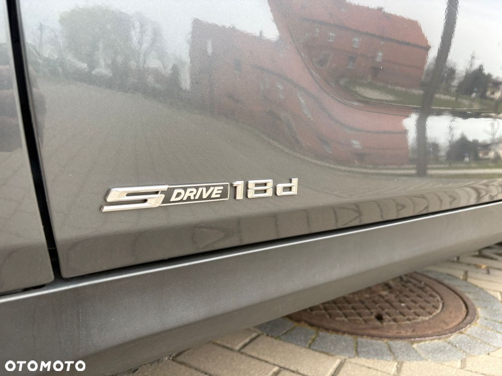 BMW X1 sDrive18d Sport Line - 23