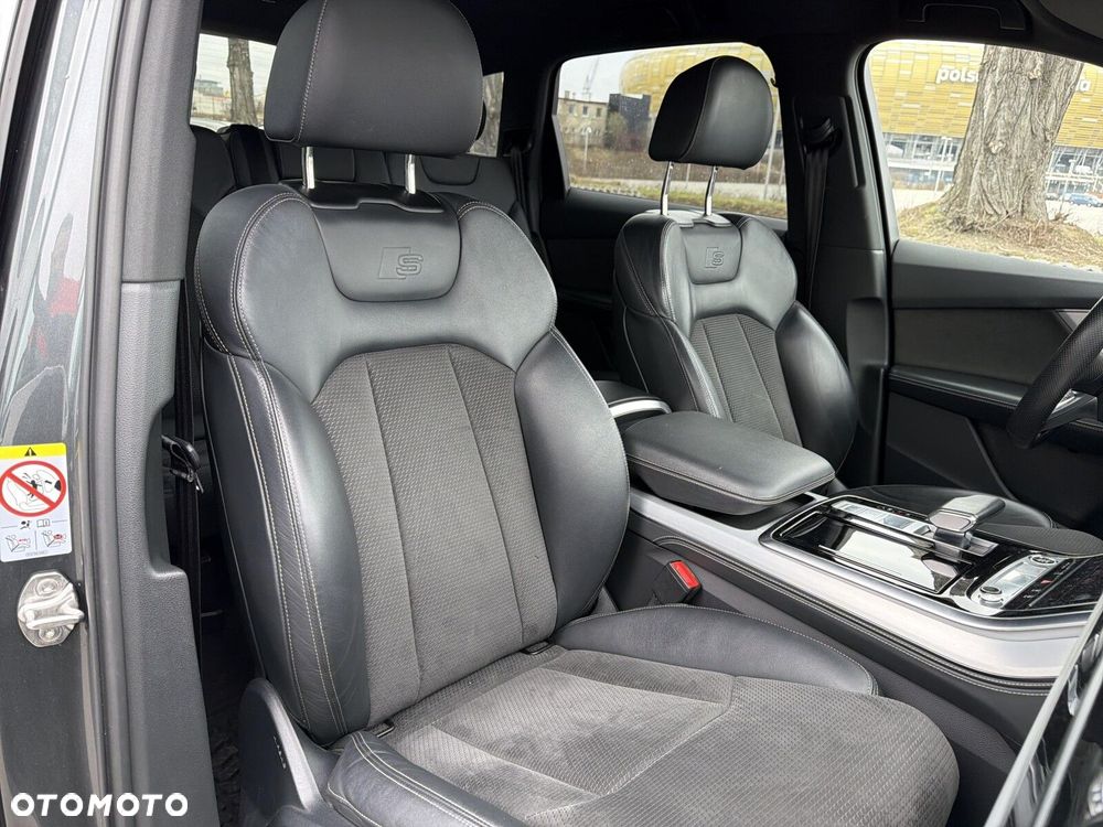Audi Q7 - 15