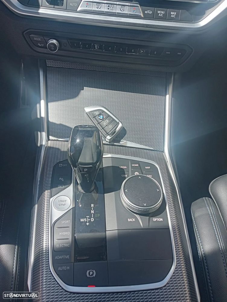 BMW 330 e Pack M Auto - 17