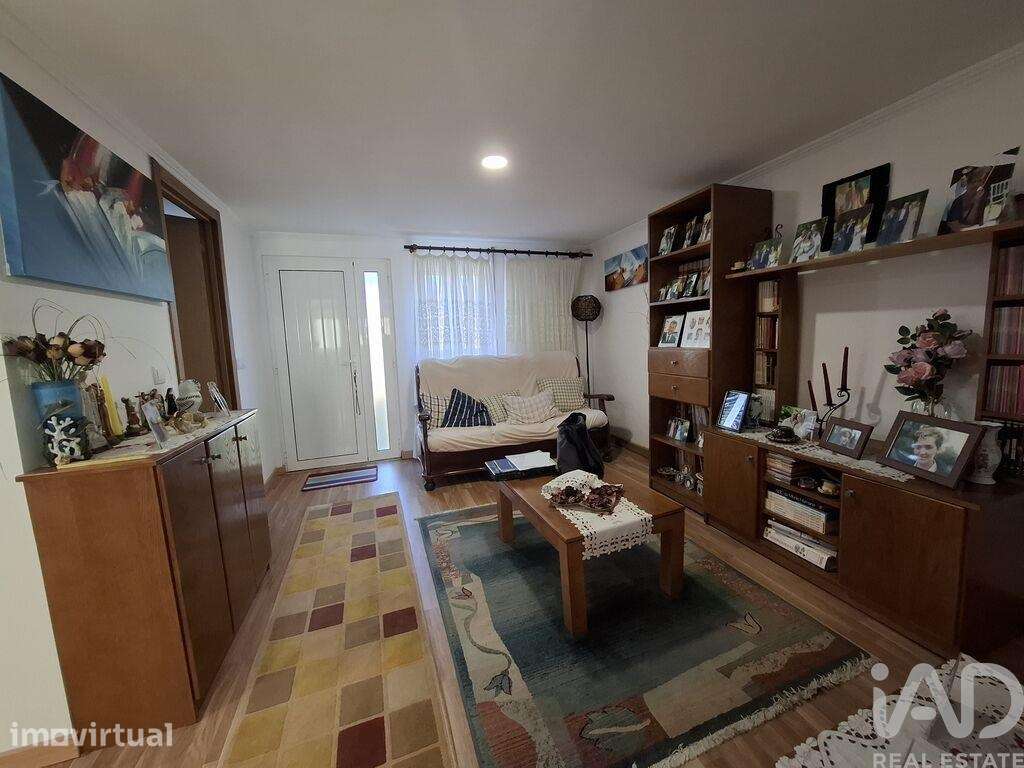 Moradia isolada T2 em Lobrigos e Sanhoane de 108 m2 - Grande imagem: 2/28