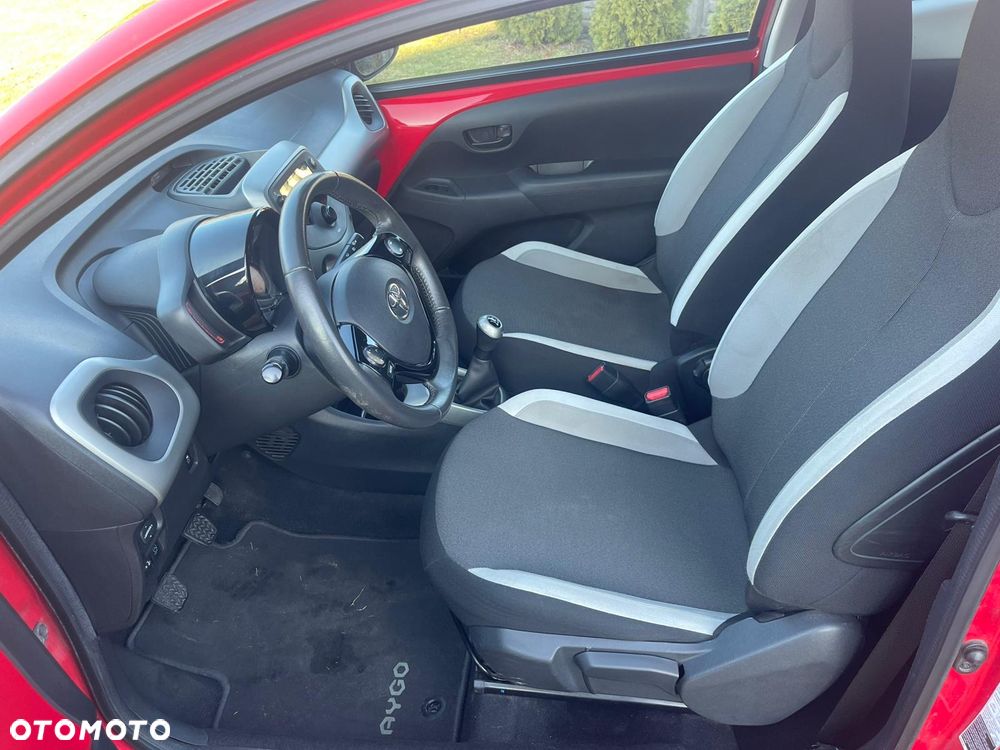 Toyota Aygo x-style - 15