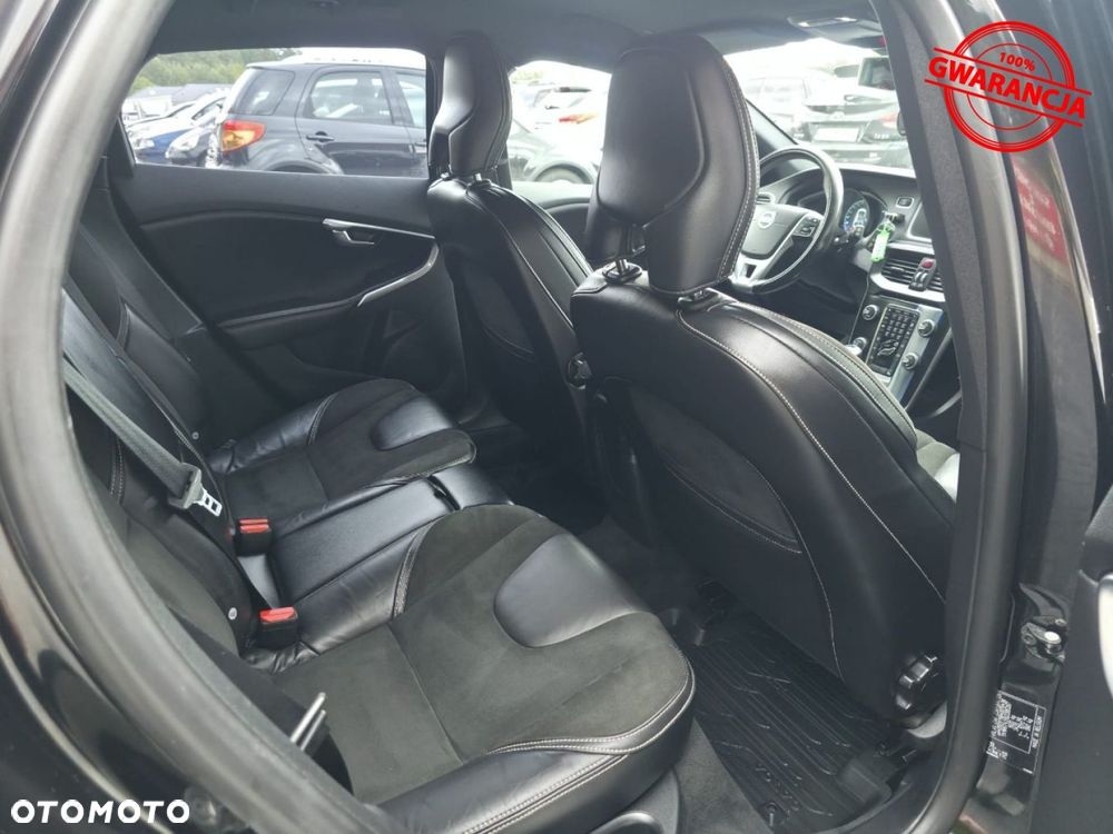 Volvo V40 D2 Drive-E R-Design Kinetic - 22