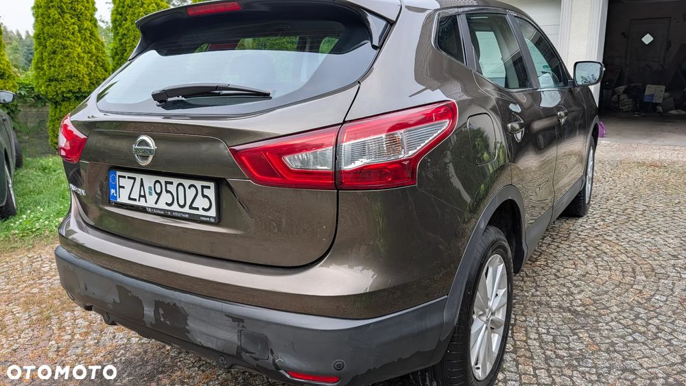 Nissan Qashqai - 2
