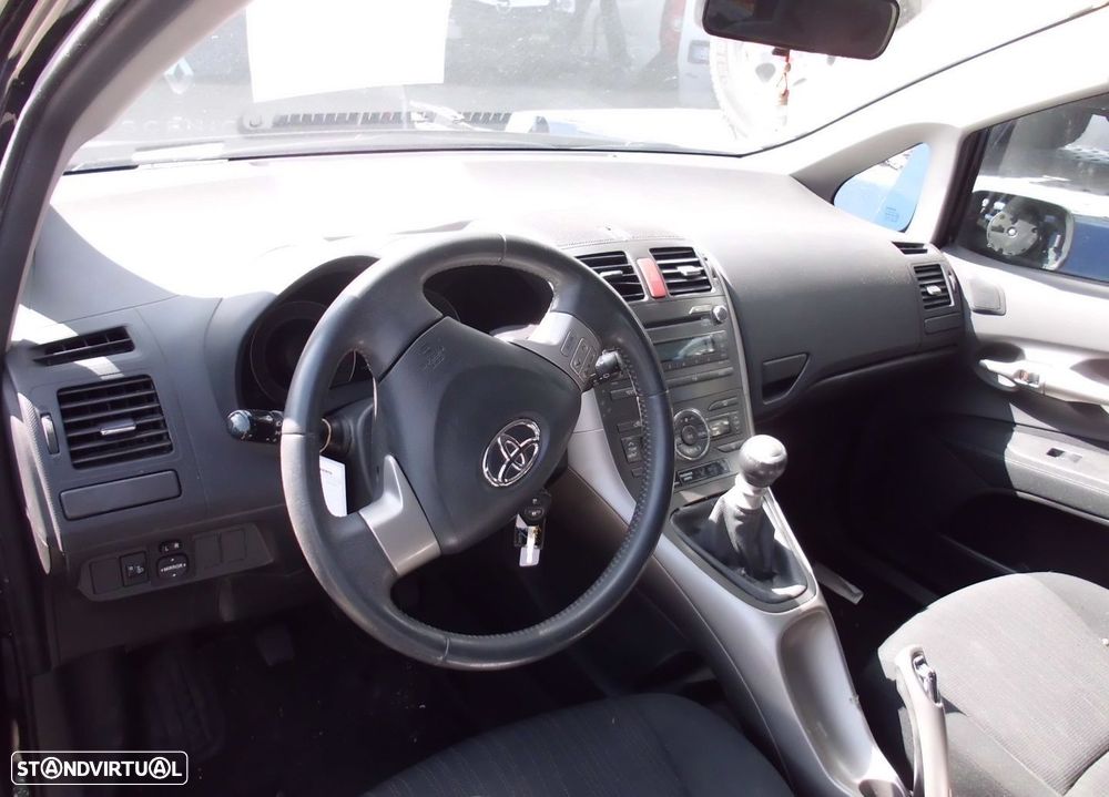 Peças Toyota Auris  Híbrido 2012 - 18