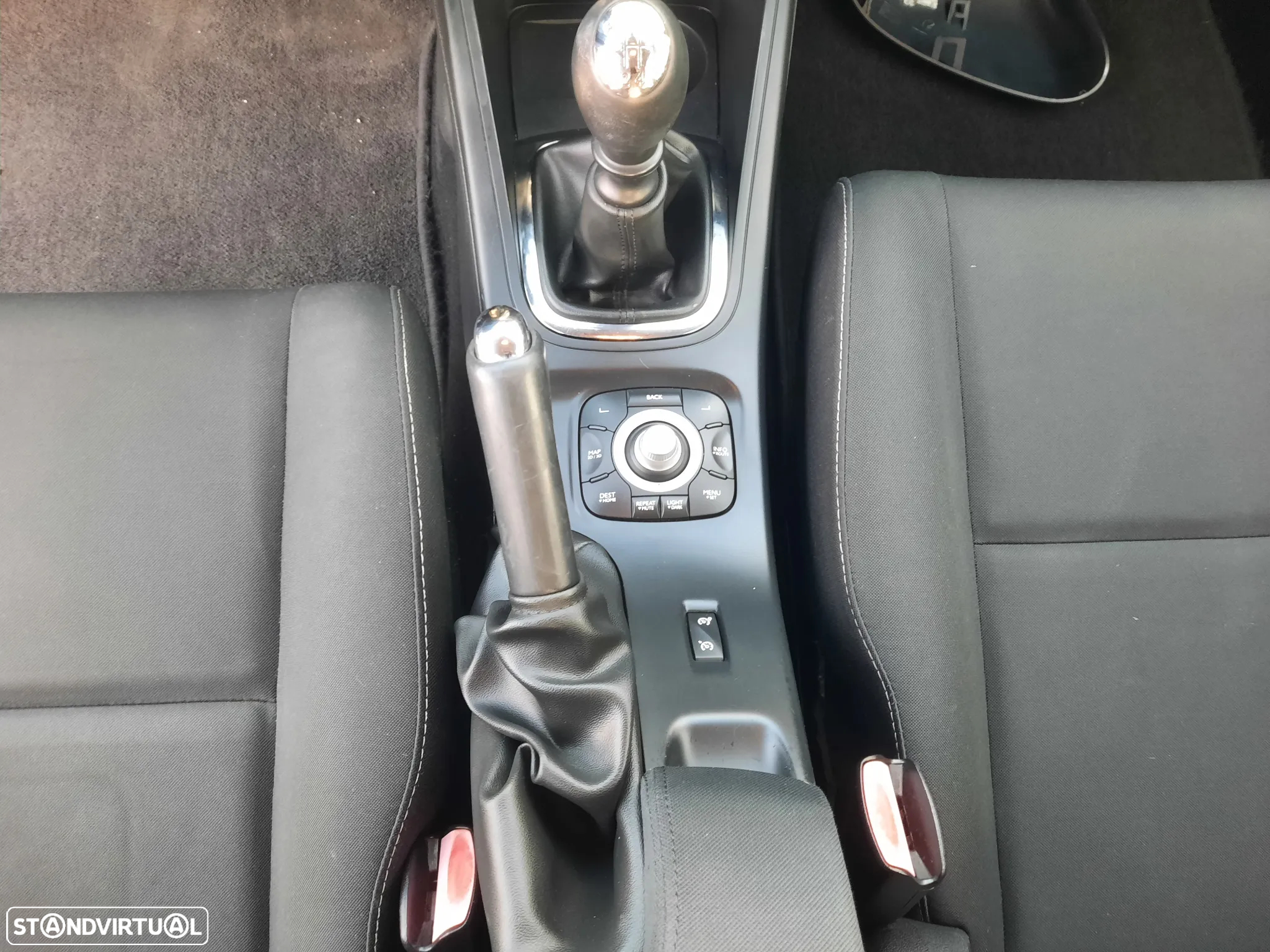 Renault Mégane Sport Tourer - 28