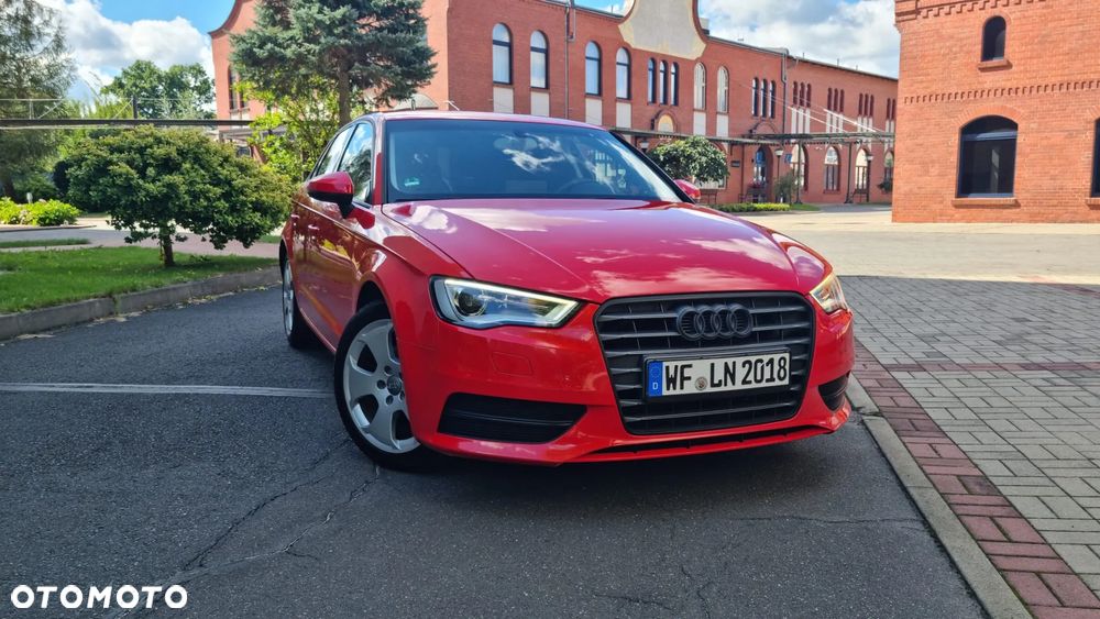Audi A3 Sportback 1.4 TFSI Attraction - 3