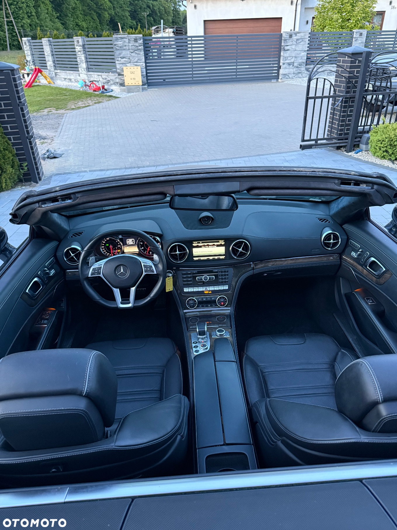 Mercedes-Benz SL 63 AMG - 13