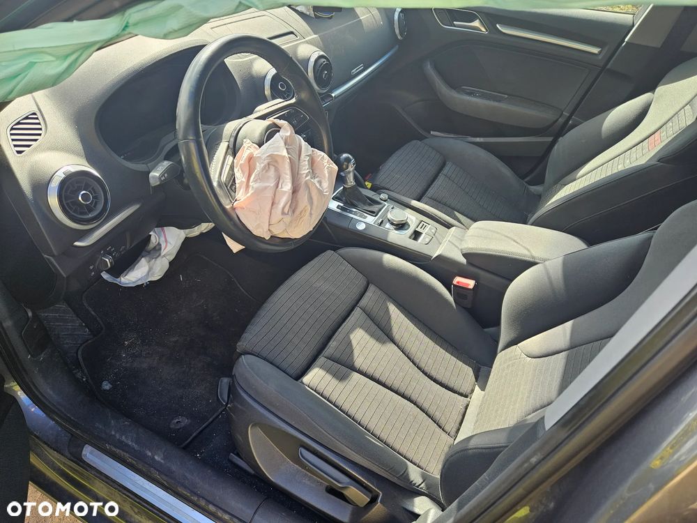 Audi A3 Sportback 35 TFSI S tronic - 10