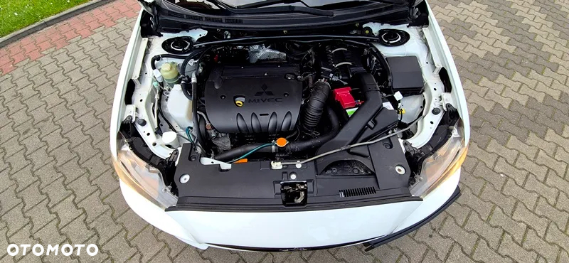 Mitsubishi Lancer 1.8 Invite - 38