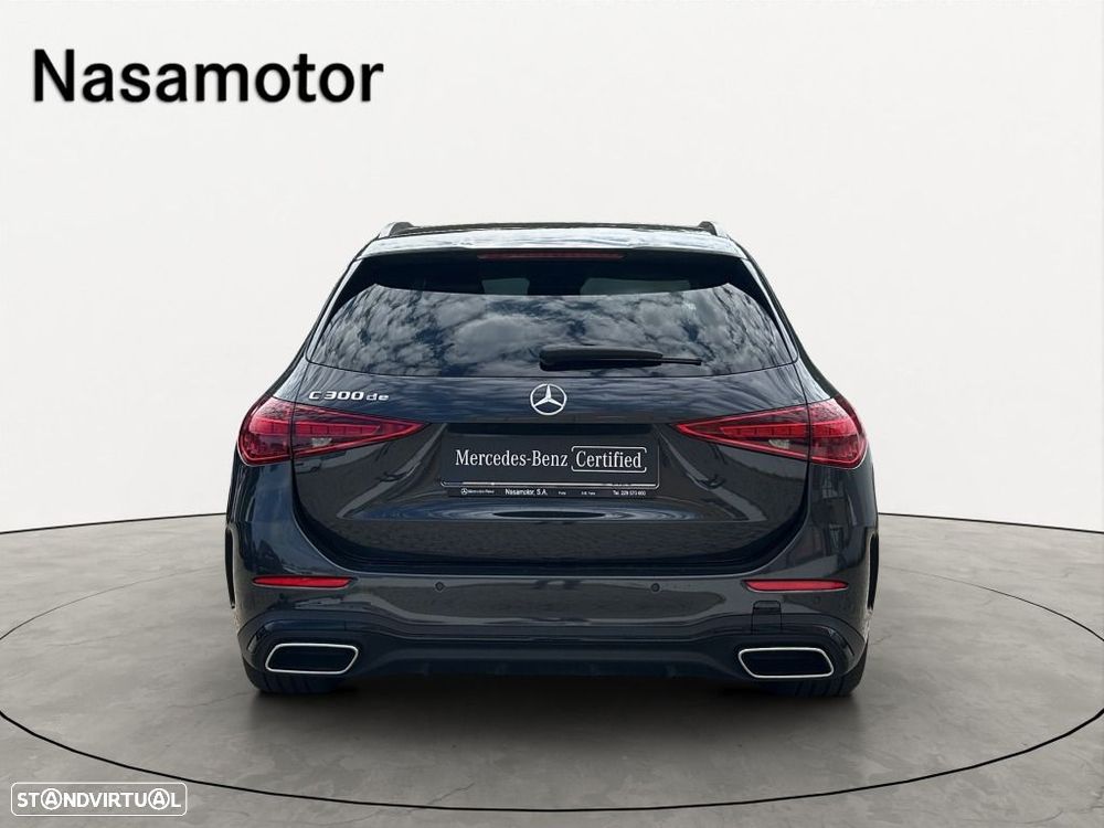 Mercedes-Benz C 300 de AMG Line - 4