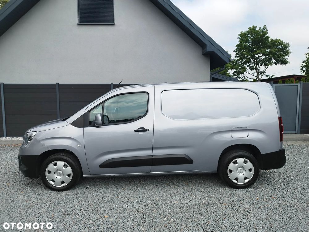 Opel COMBO MAXI 3 OSOBY - 4