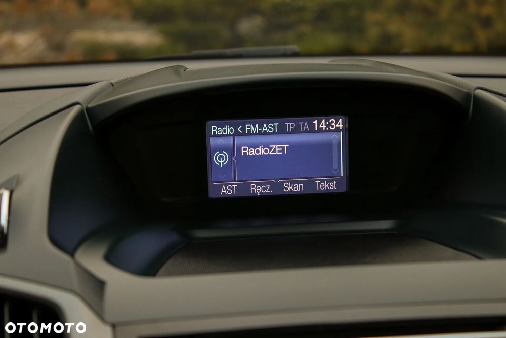 Ford Grand C-MAX 2.0 TDCi Champions Edition - 19