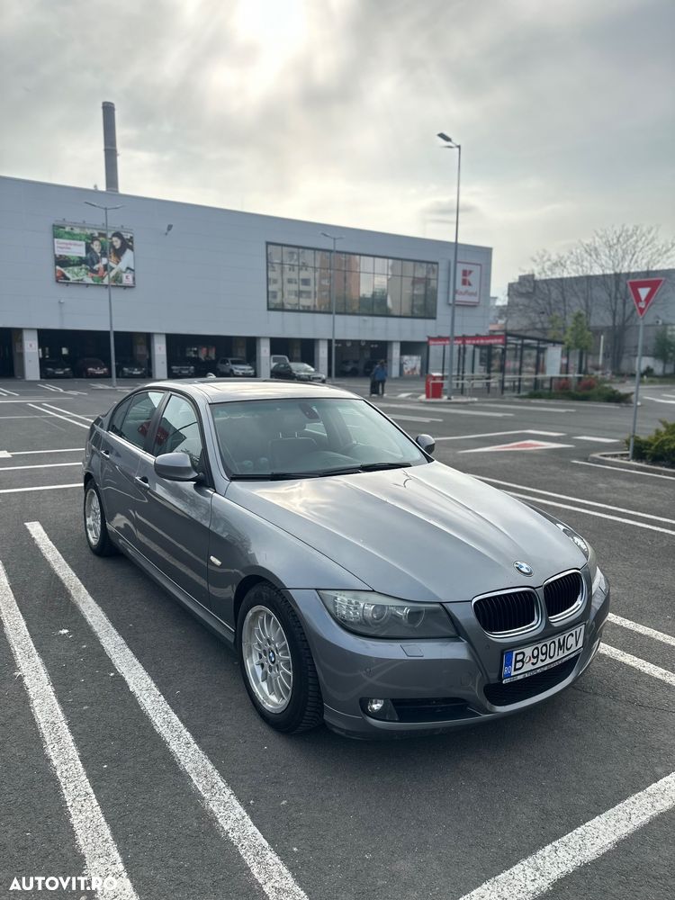 BMW Seria 3 320d DPF Aut. - 1