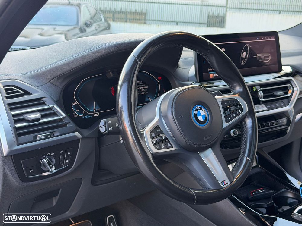 BMW iX3 M Sport Impressive - 21