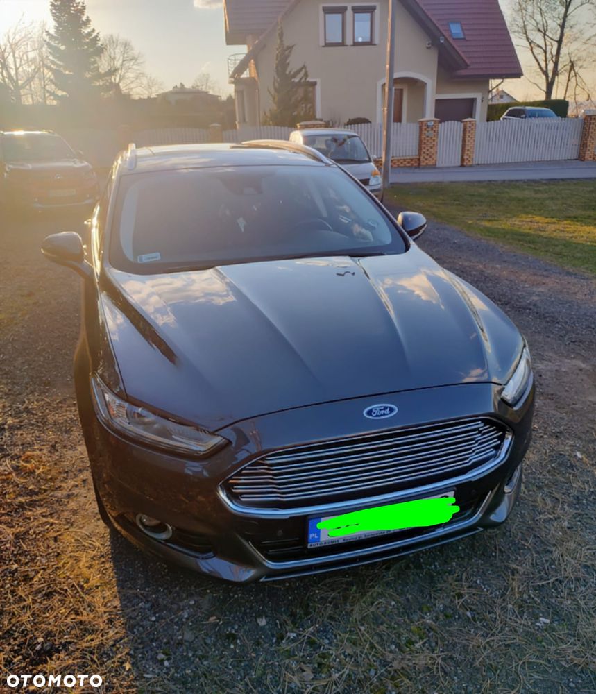 Ford Mondeo 2.0 TDCi Titanium PowerShift - 4