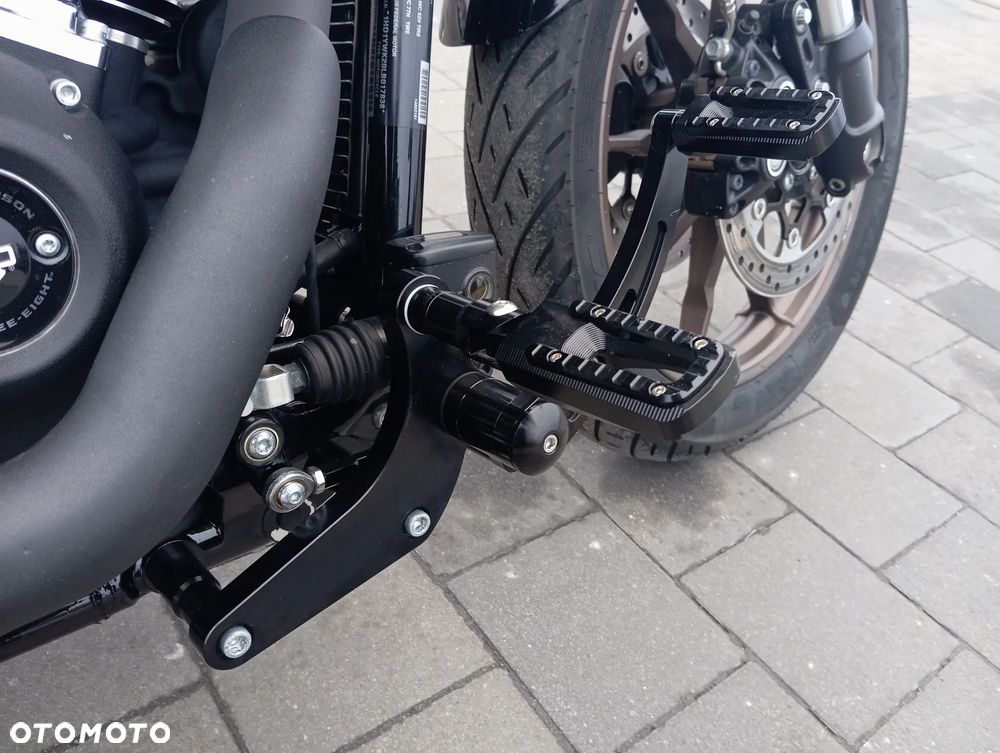 Harley-Davidson Softail Low Rider - 9