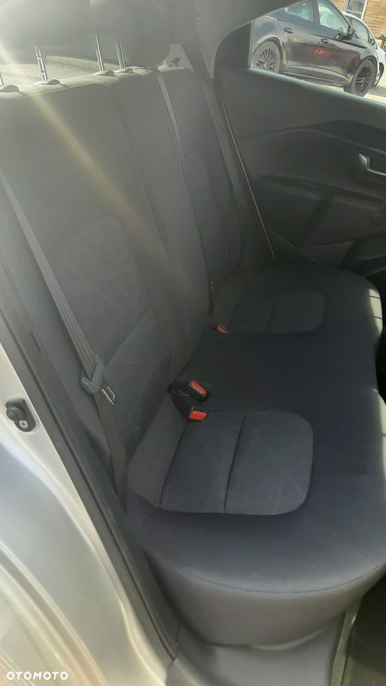 Kia Rio 1.2 Attract - 18