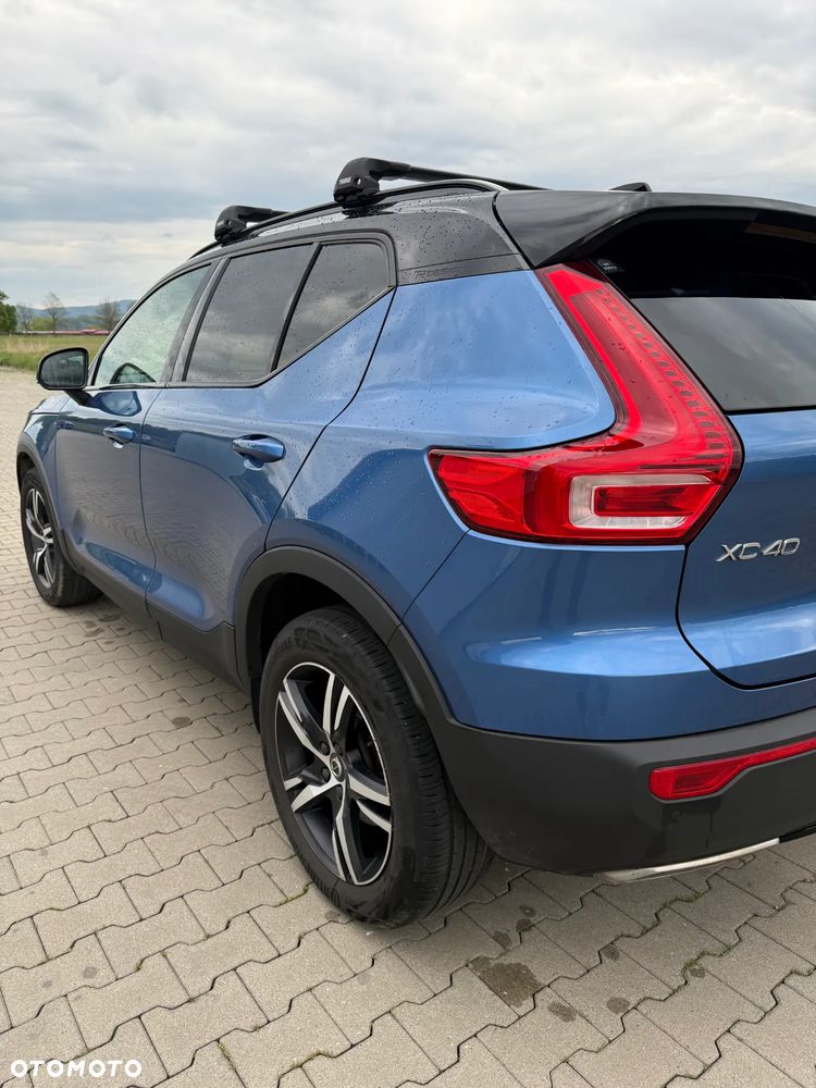 Volvo XC 40 T4 AWD R-Design - 5