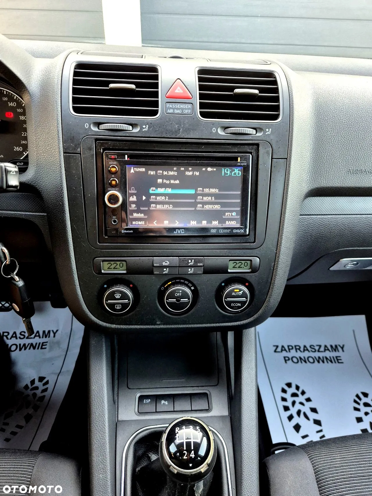 Volkswagen Golf - 23