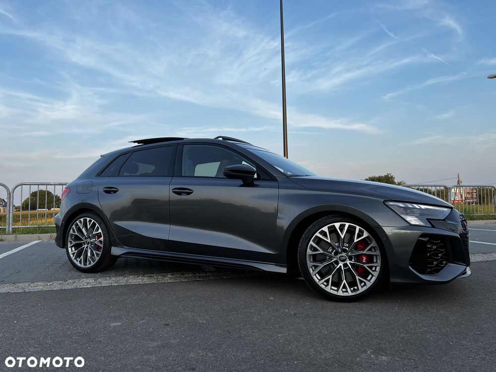 Audi RS3 Sportback - 3