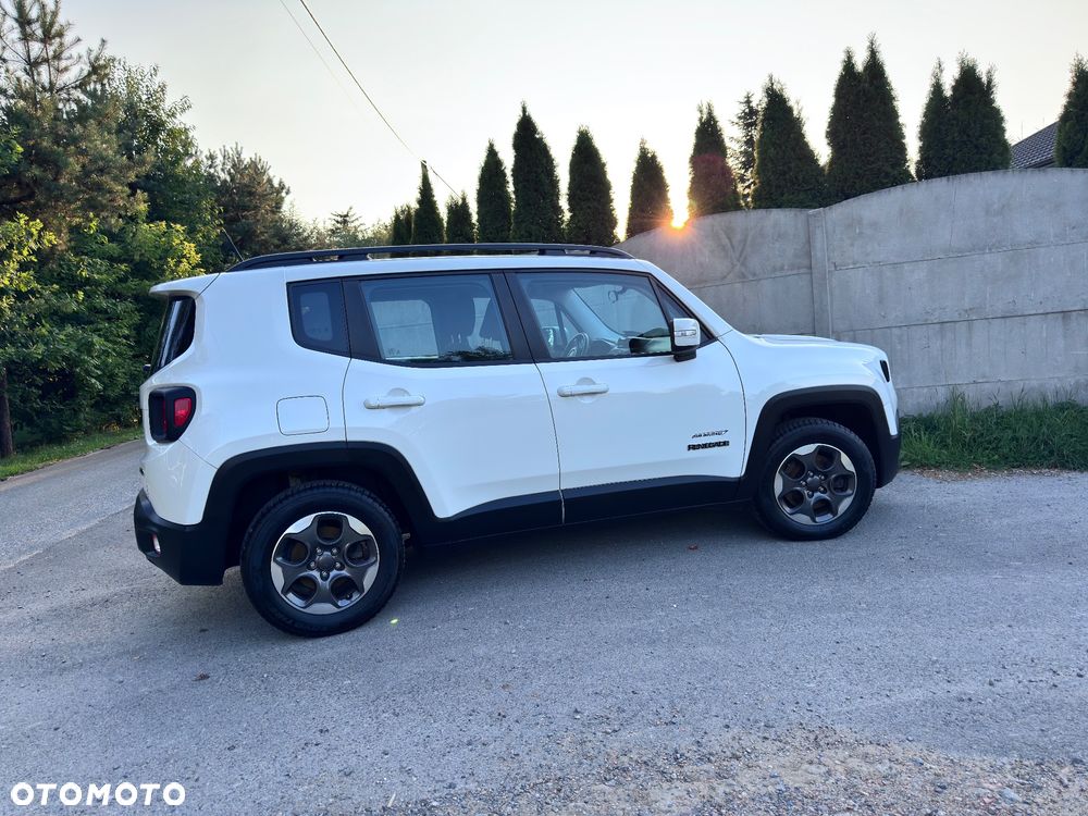 Jeep Renegade - 32